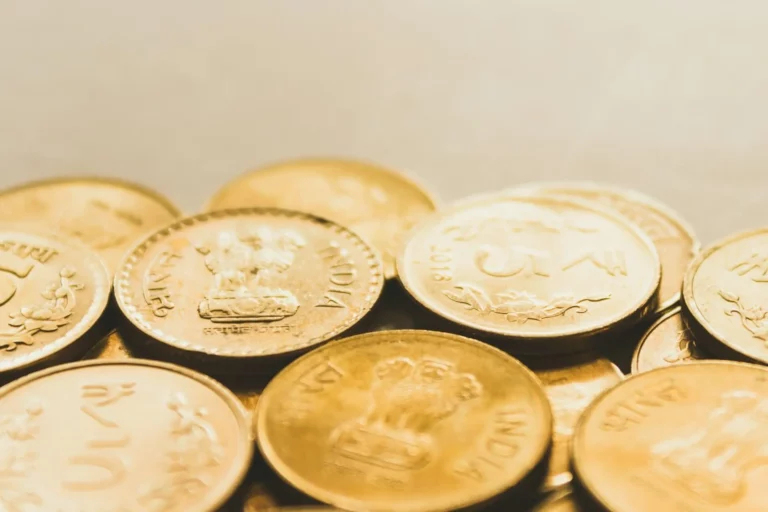 ¿Cómo comprar monedas de oro?